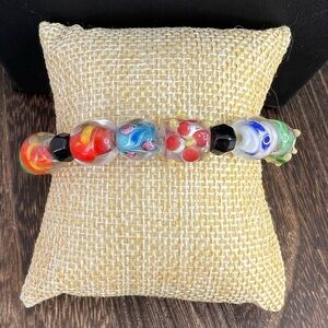 Beautiful Lampwork Glass Bracelet w/925 Clasp 6 1/2” B10